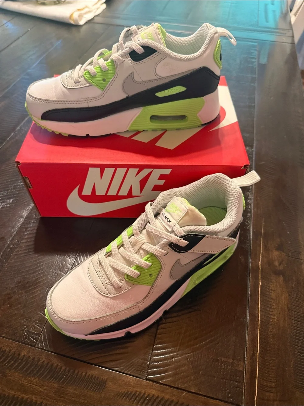 Nike Kids' Air Max 90 Eason(PS) in Light Gray, Black & Neon Green